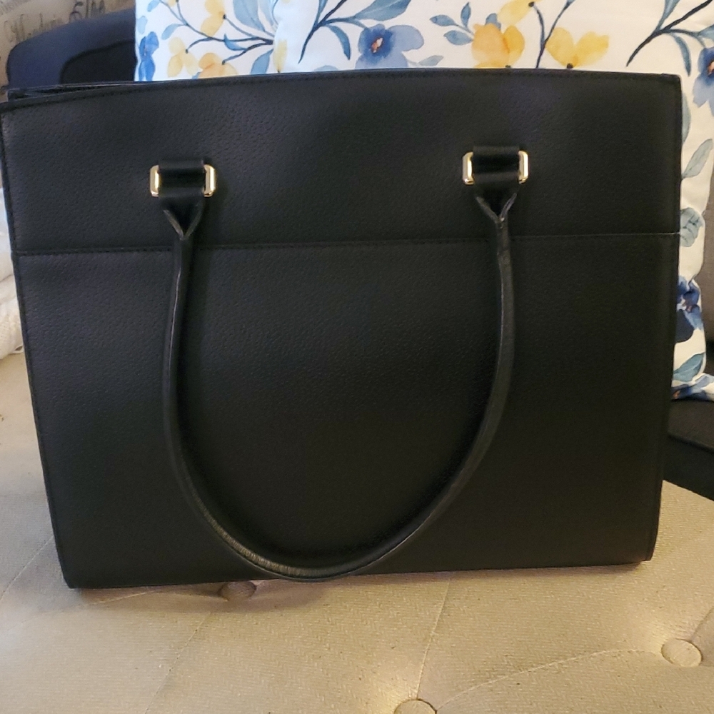 Kate Spade Black Leather Shoulder Bag - Picture 2 of 10